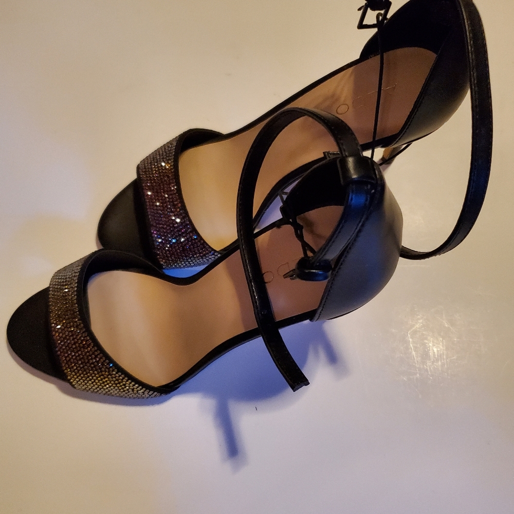 Black Stilleto Heel - Picture 13 of 16